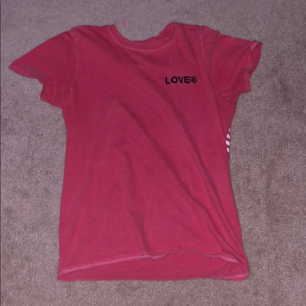Urban outfitters love®️ T-shirt